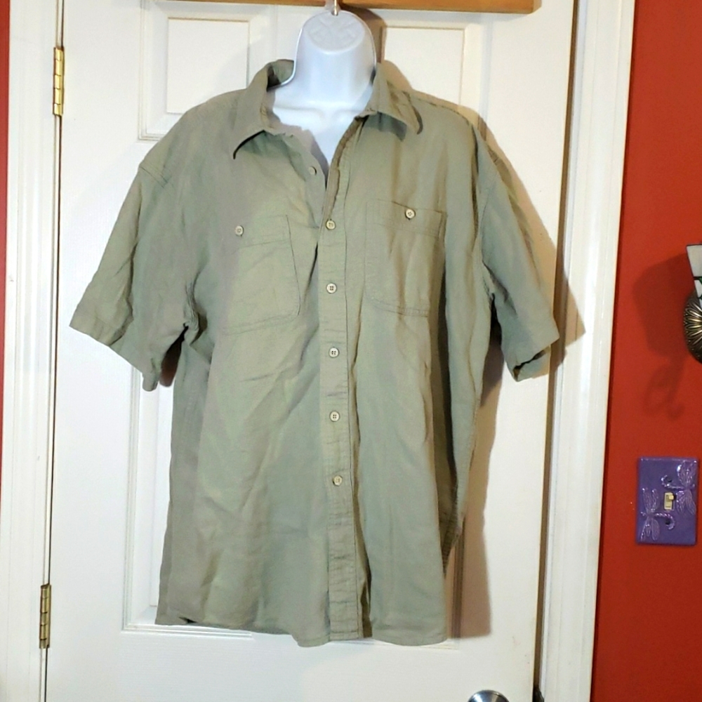 LL Bean Mens cotton short sleeve shirt